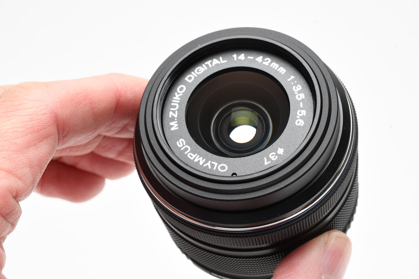 Olympus 14-42mm f3.5-5.6 II R MSC lens, Hood, Mint-, Micro 4/3 Boxed