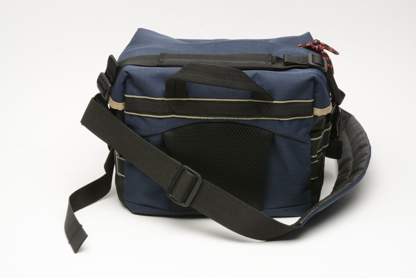 Promaster camera shoulder bag, measures ~ 14" x 9 x 7" deep, shoulder + hip strap