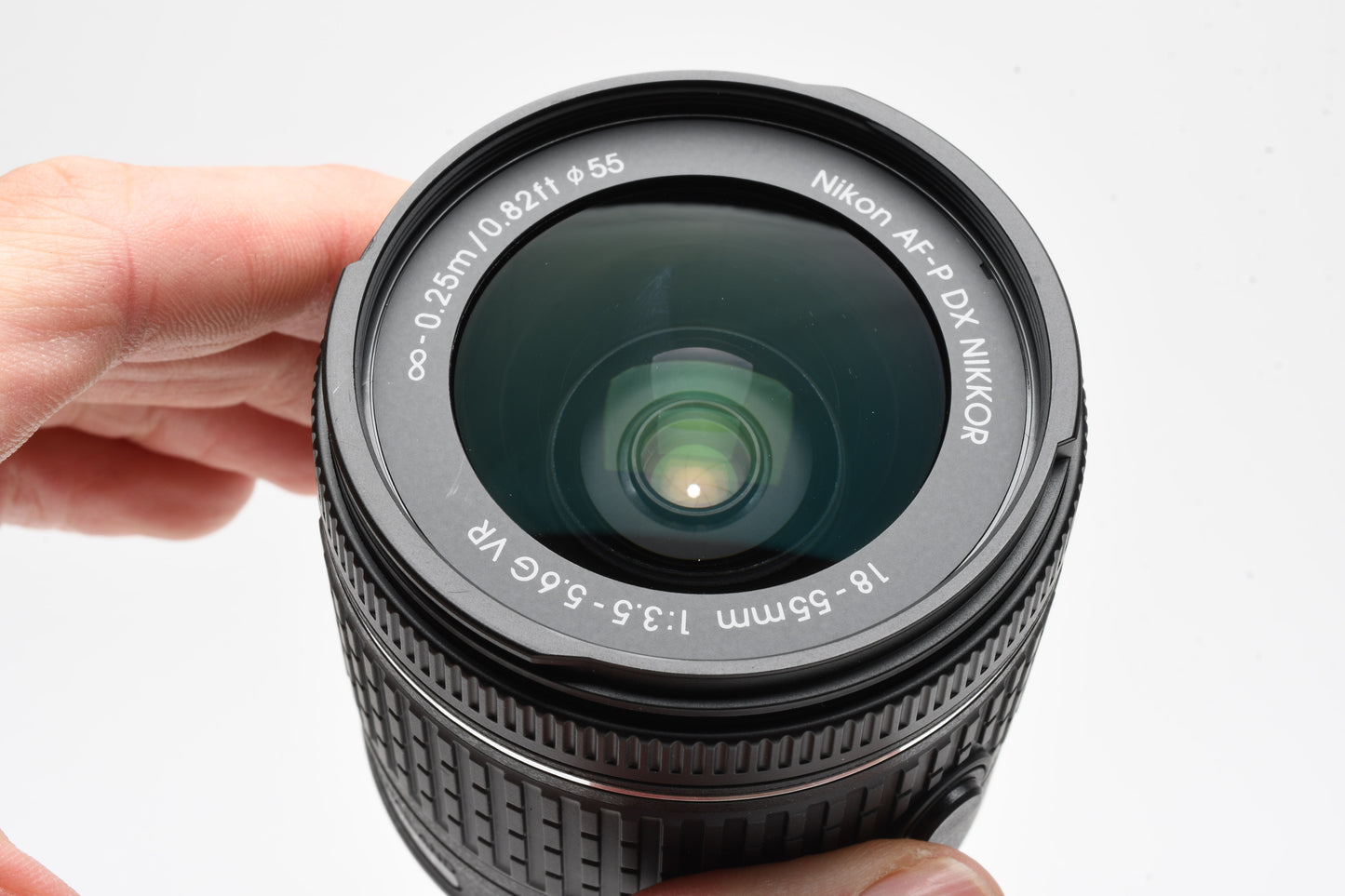 Nikon AF-P Nikkor 18-55mm f3.5-5.6G Compact zoom lens, Mint- + Caps