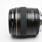 Canon EF 100mm f2 USM Portrait lens, UV, caps, Mint-, Nice!!