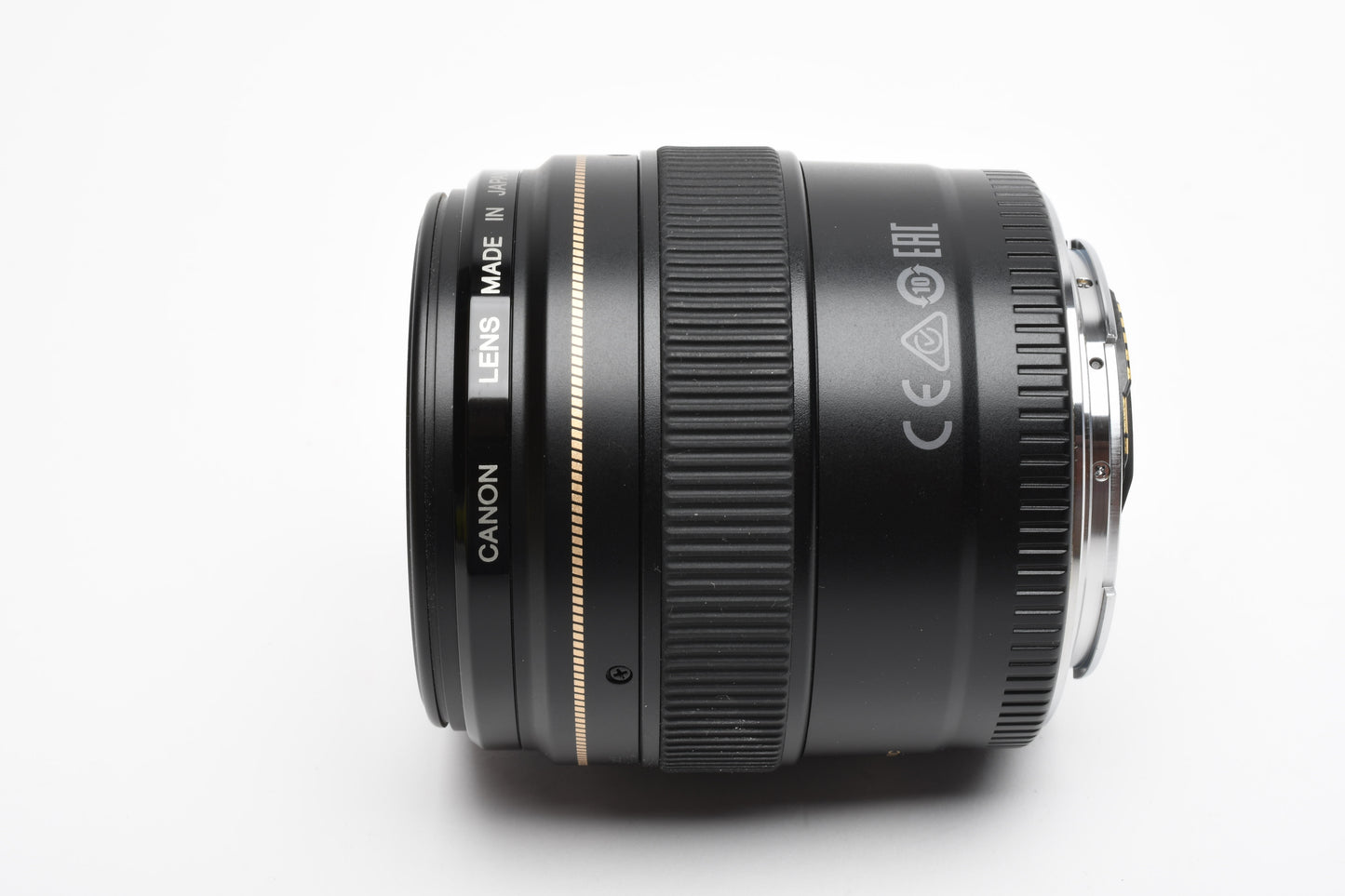 Canon EF 100mm f2 USM Portrait lens, UV, caps, Mint-, Nice!!