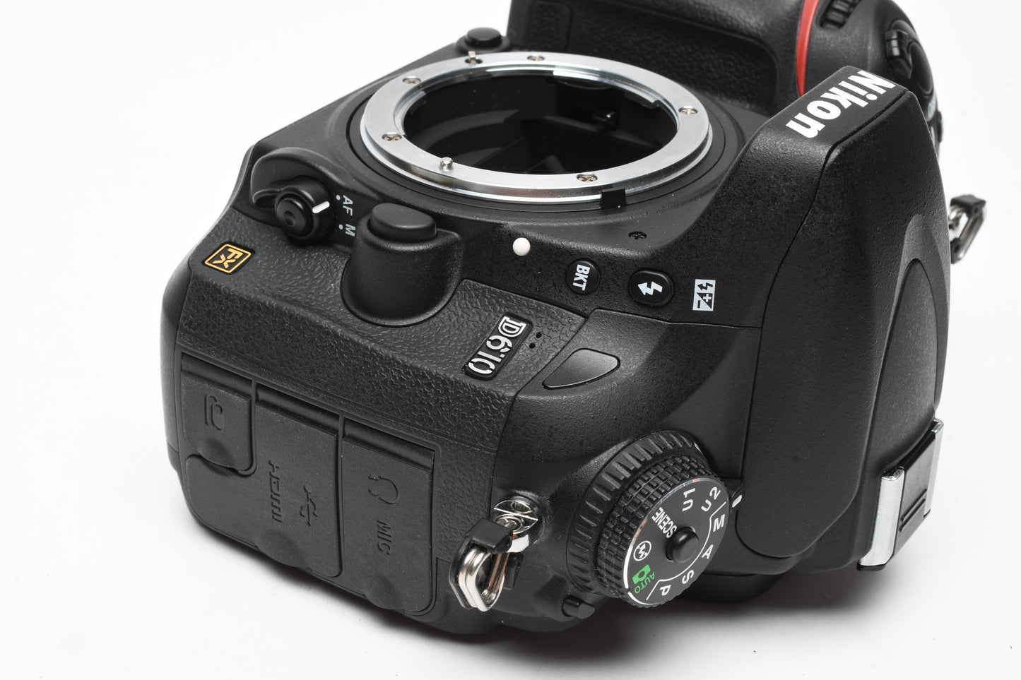 Nikon D610 DSLR Body w/battery, charger, strap, USB, Only 271 Acts!! Mint, Boxed