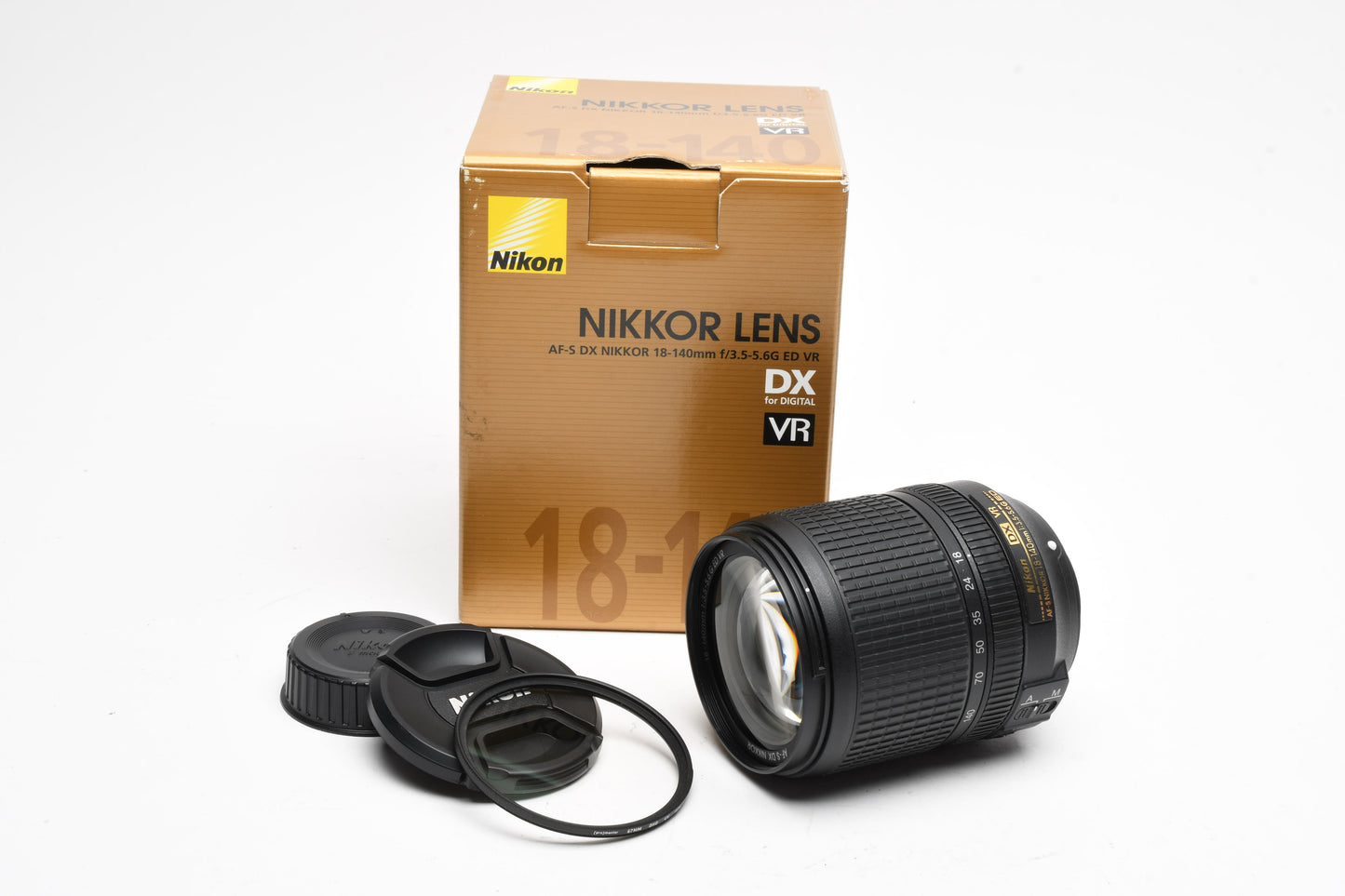 Nikon Nikkor AF-S DX 18-140mm f3.5-5.6G ED VR Lens w/Caps, UV Box, Mint