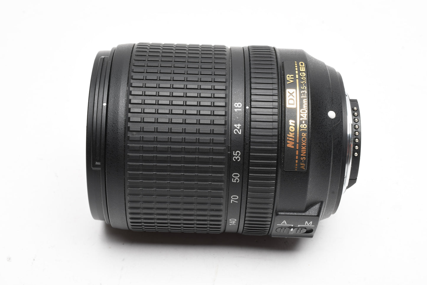 Nikon Nikkor AF-S DX 18-140mm f3.5-5.6G ED VR Lens w/Caps, UV Box, Mint