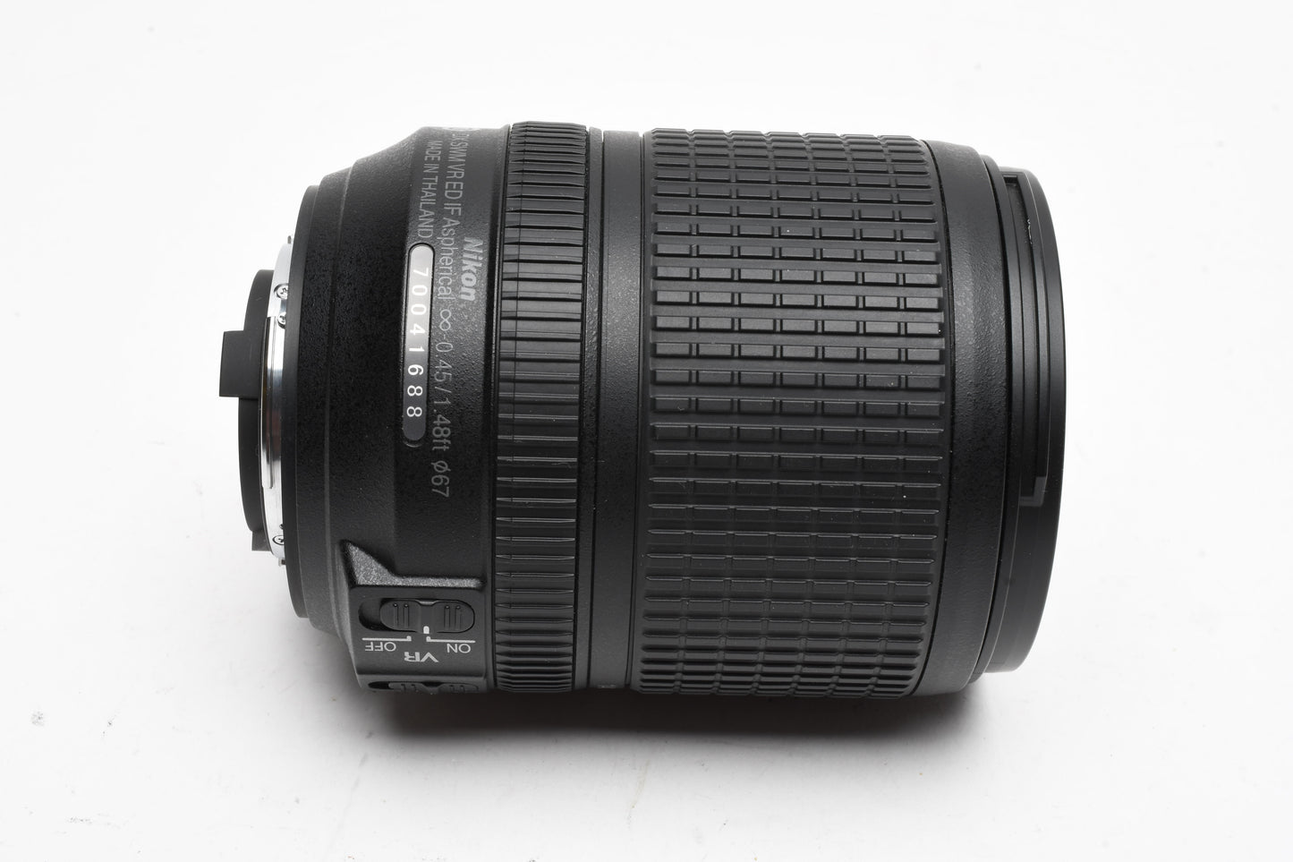 Nikon Nikkor AF-S DX 18-140mm f3.5-5.6G ED VR Lens w/Caps, UV Box, Mint