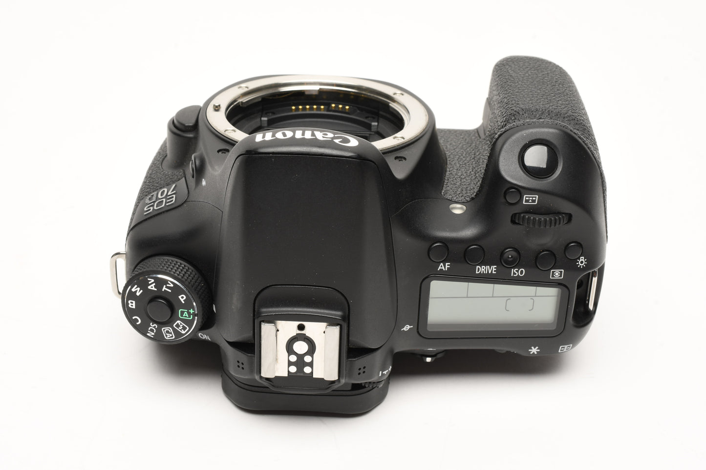 Canon EOS 70D DSLR Body w/Batt, charger, strap, Only 2552 Acts!