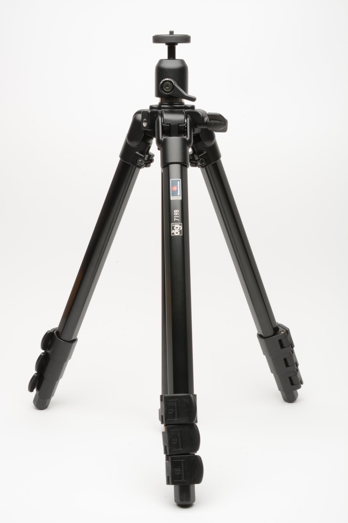 Manfrotto Digi 719B Tripod w/Ball Head, case, Great, *Read
