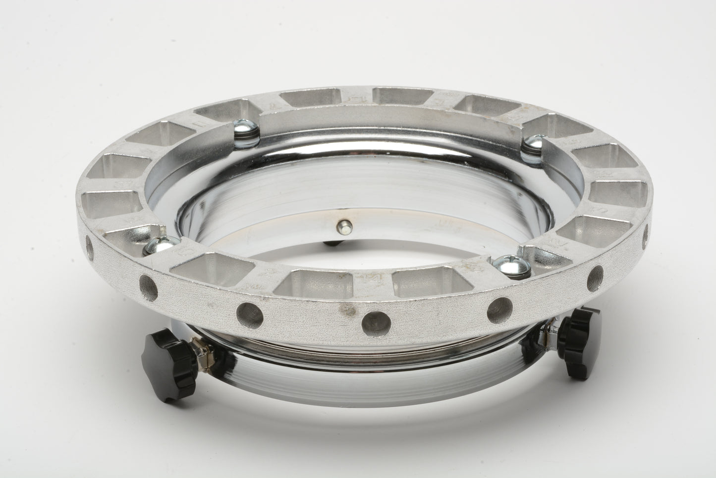 Speed Ring for Dynalite and Lowel Omni-lights, 16 holes