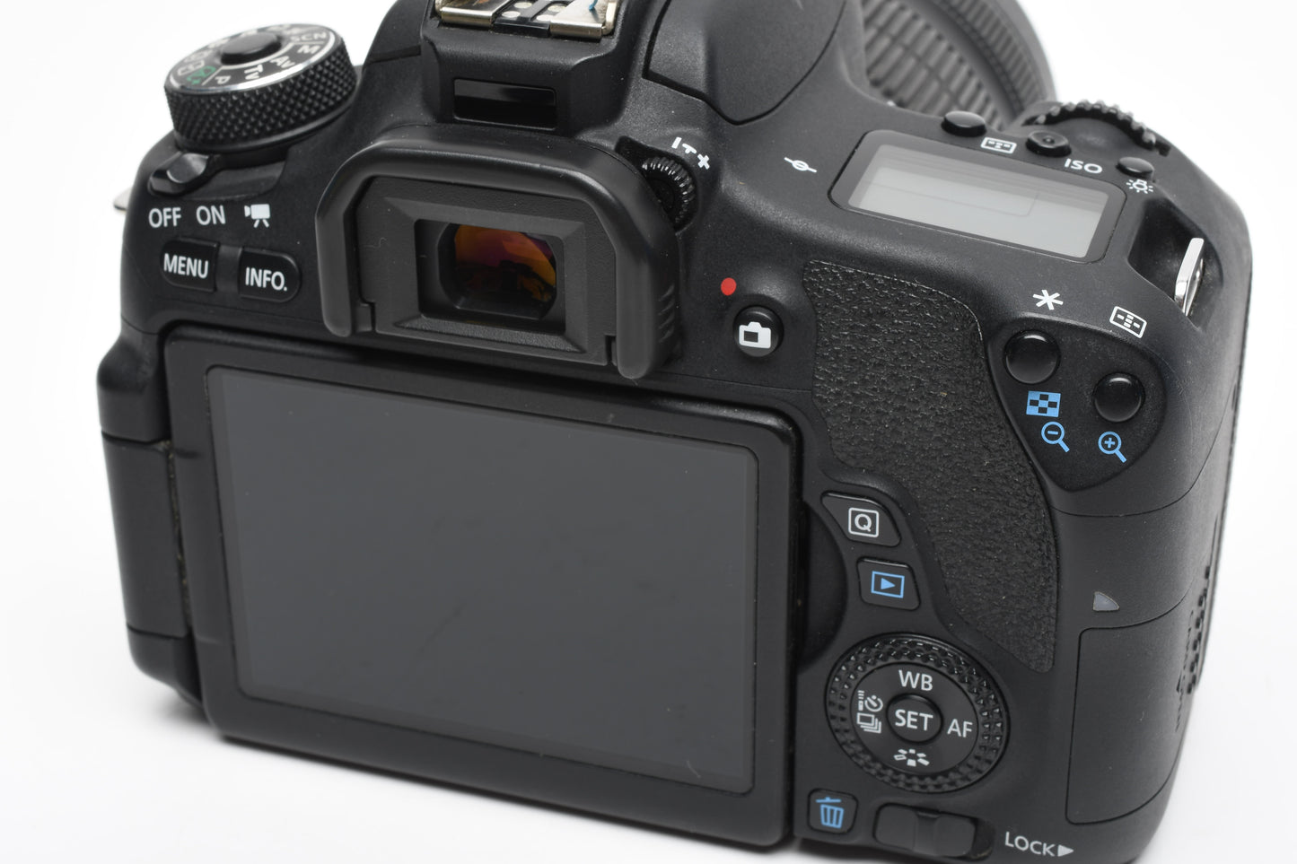 Canon T6s DSLR body w/18-135mm f3.5-5.6 IS STM bundle, Clean, Boxed