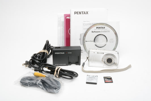 Pentax Optio M40 Digital Point&Shoot 8MP camera, manual, cables, SD, tested