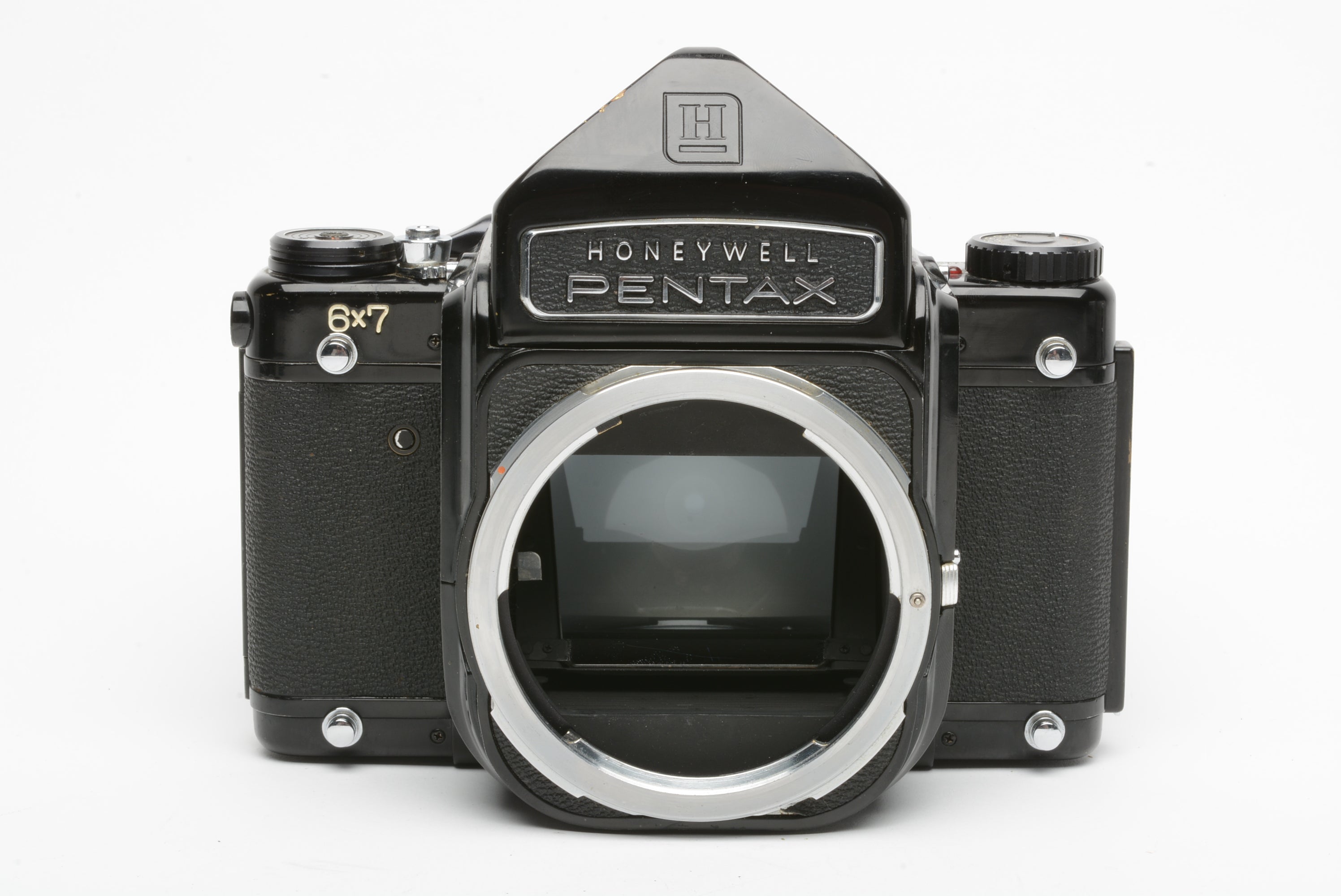 Pentax 67 Body w/prism finder and 3D grip, cap, tested, works 