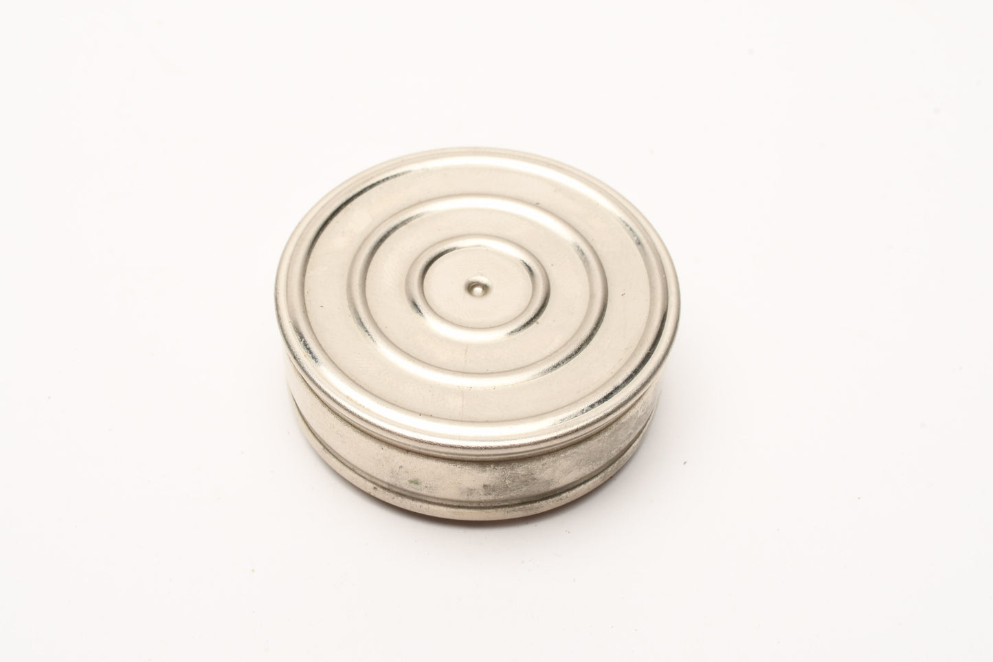 Vintage 1.5" aluminum measuring tape, Very cool