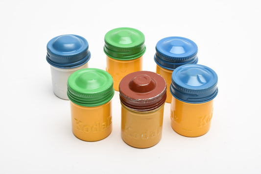 6x Kodak vintage metal film canisters for 35mm film, clean (assortment)