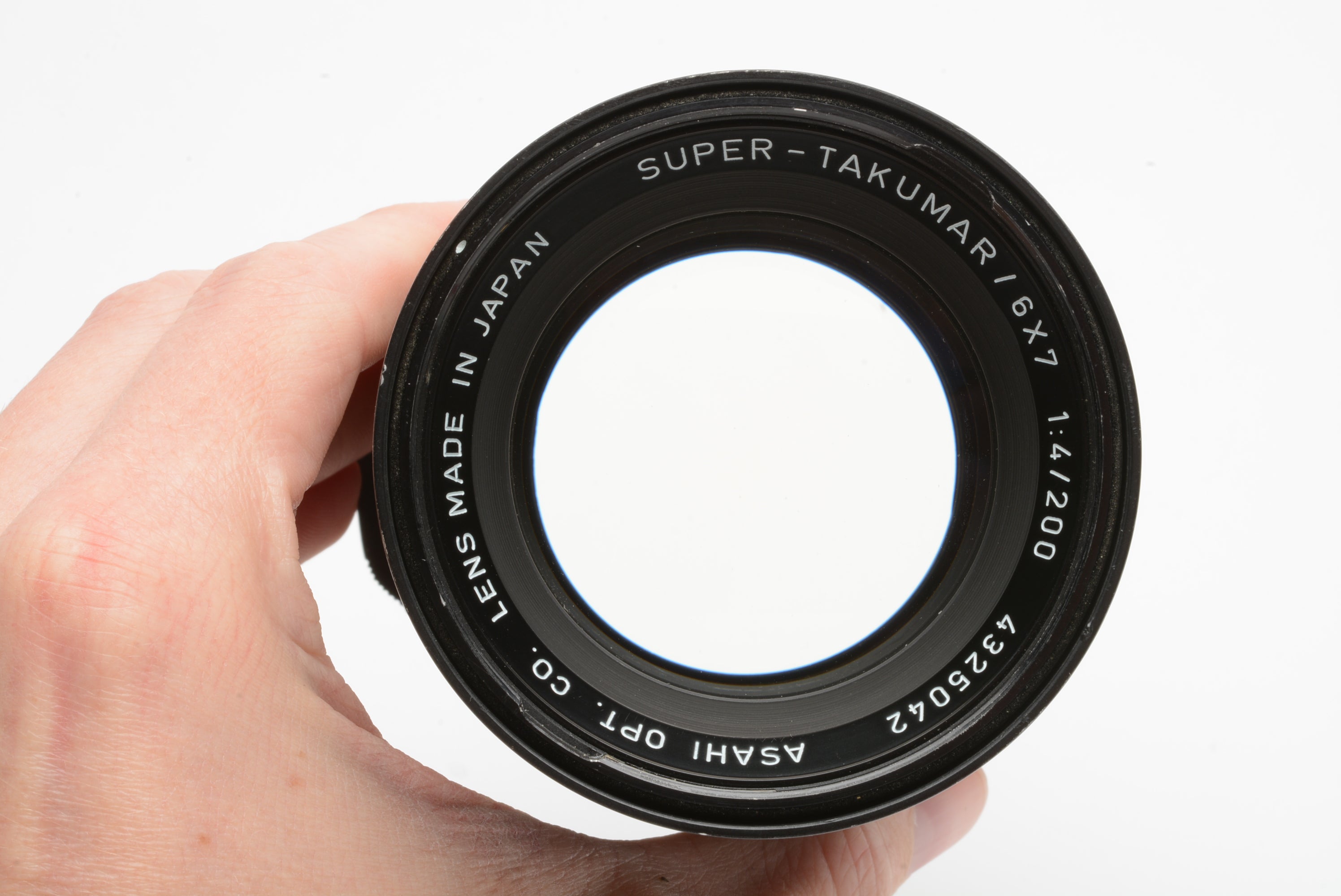 Pentax Super Takumar 105mm f2.4 lens for Pentax 67, caps, sharp