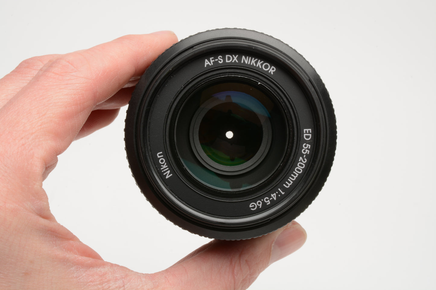 Nikon AF-S 55-200mm f4-5.6G ED DX, caps, hood, pouch, UV, very clean, Mint-