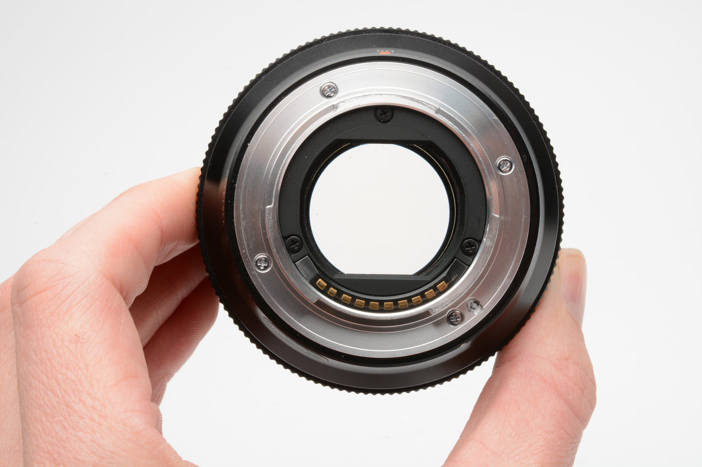 Fujinon Fujifilm Asph. Super EBC 56mm f1.2 R De-clicked lens, Hood, sharp!