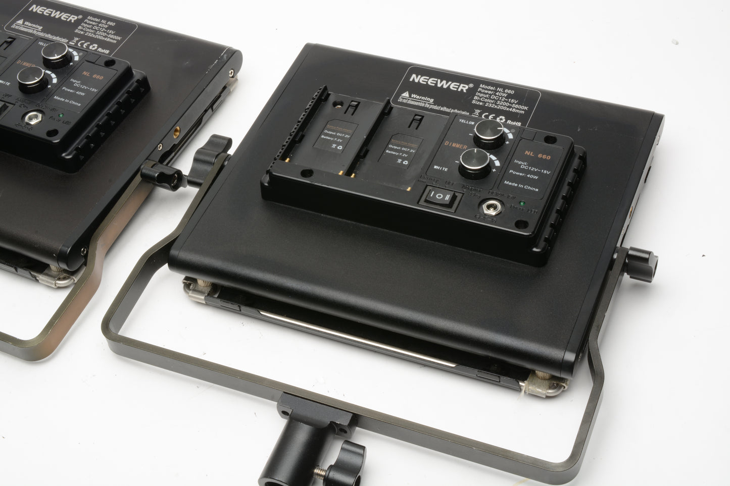 2X Neewer NL660D LED Light Kit w/2X Upgraded stands, batts, AC, Nice!