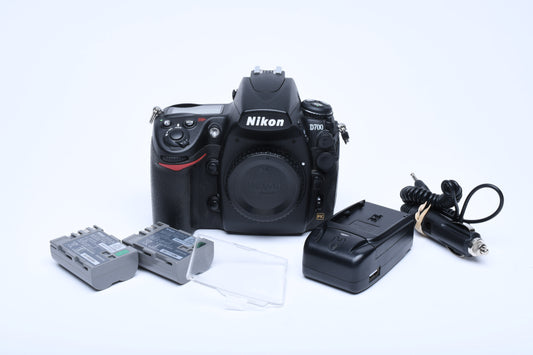 Nikon D700 DSLR Body, 2Batts, Charger, Only 10,871 Acts!  Clean