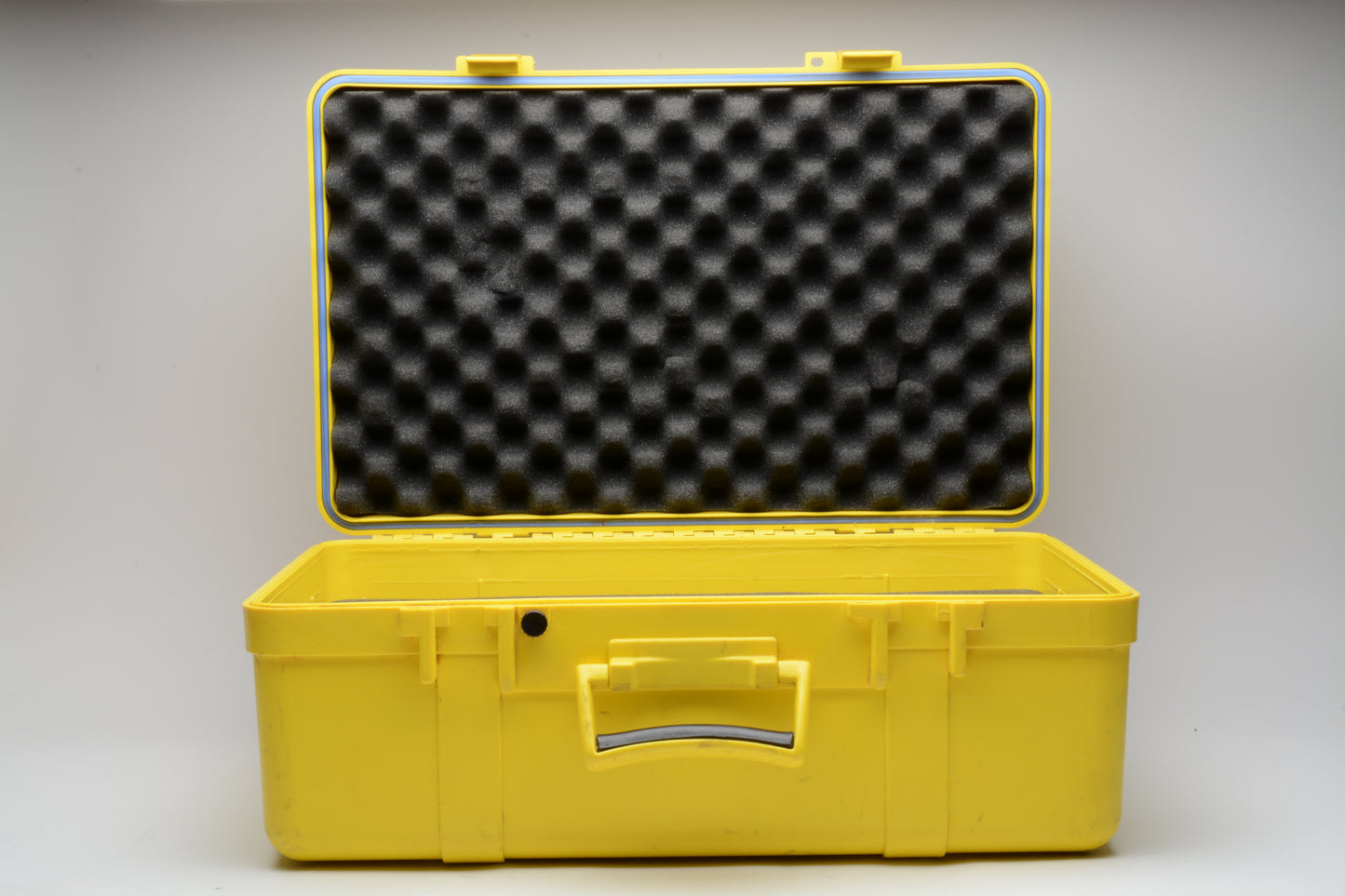 Tundra SK-821 yellow case, no foam or inserts, good condition