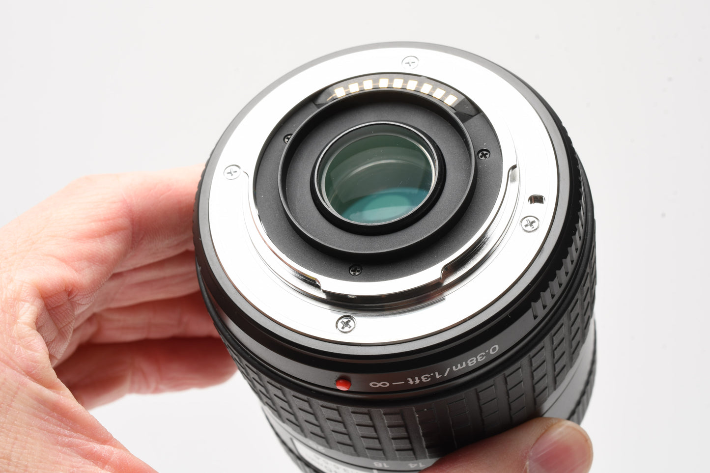 Olympus 14-45mm f3.5-5.6 zoom 4/3 mount, caps, hood, very clean