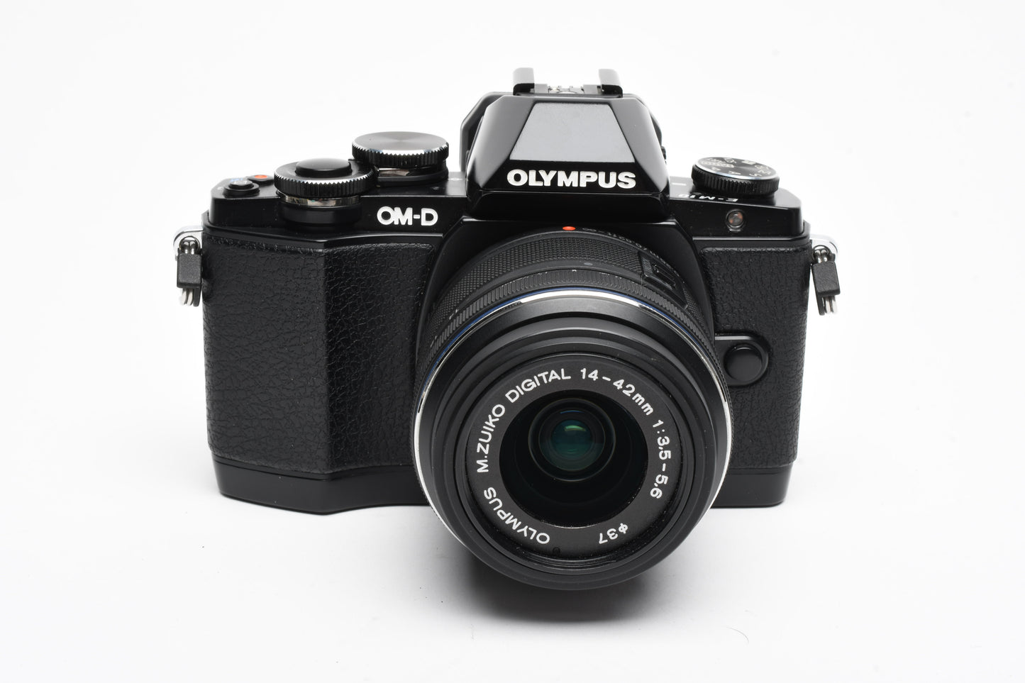 Olympus OM-D E-M10 w/14-42mm zoom, Only 3706 Caps! Nice!