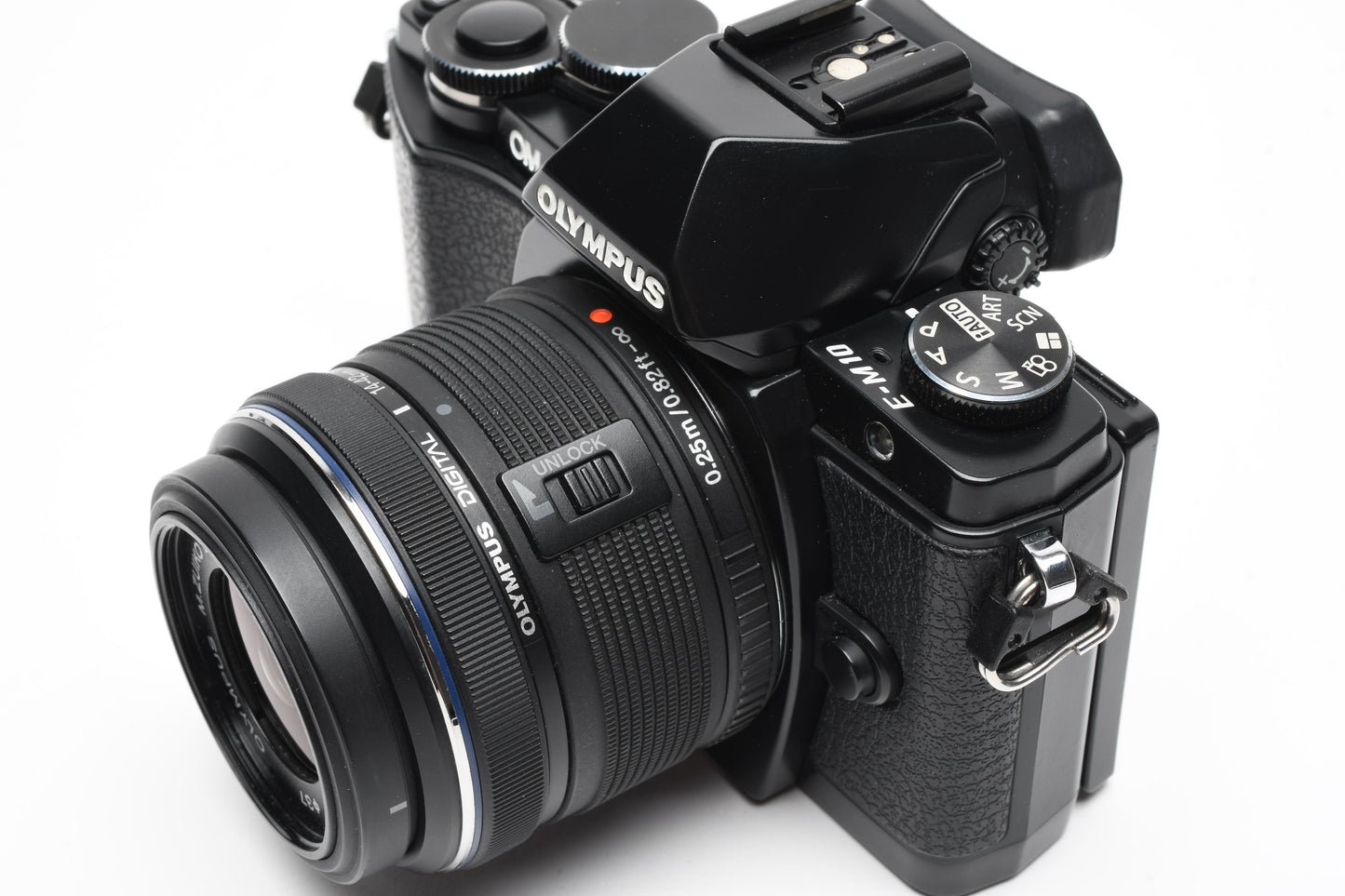 Olympus OM-D E-M10 w/14-42mm zoom, Only 3706 Caps! Nice!