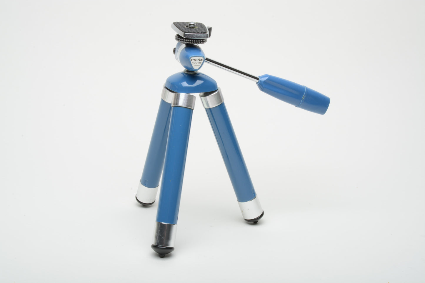 Prinz 430-85 Blue metal telescoping tripod 7" folded 42" extended