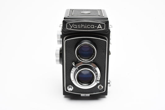 Yashica A TLR 120 6x6cm camera w/Yashimar 80mm f3.5 lens, tested
