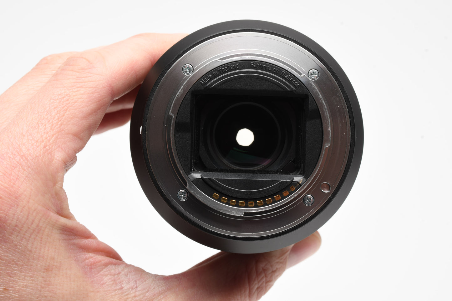 Sony Zeiss Vario Tessar FE 24-70mm f4 ZA OSS T* lens SEL2470, caps+hood+case