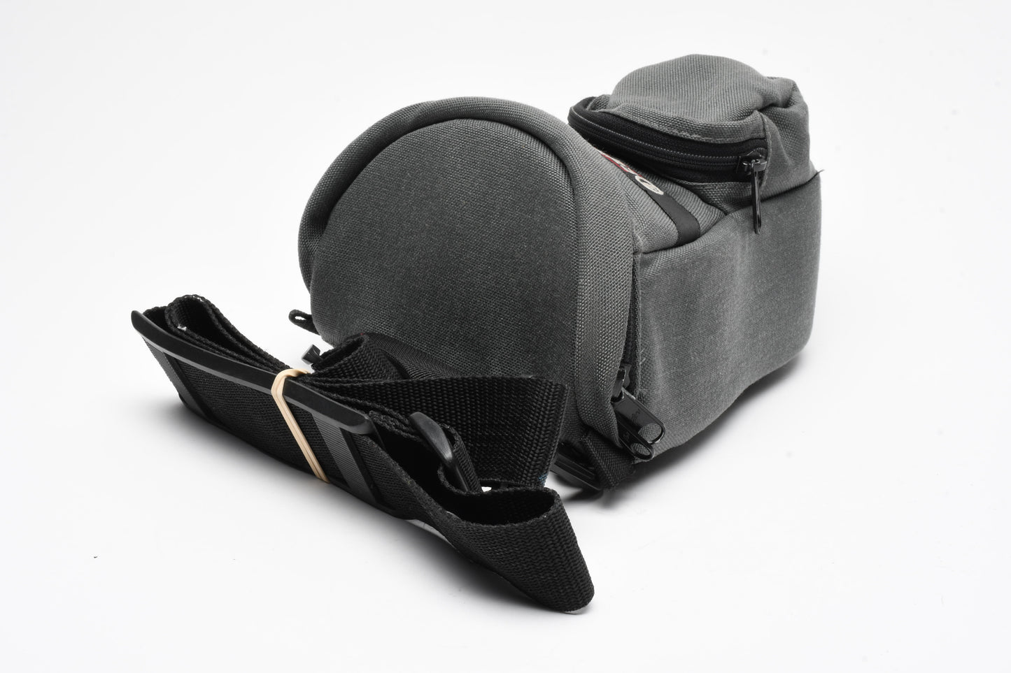 Tamrac #515 compact holster case for film or digital DSLRs, nice and clean (Gray)