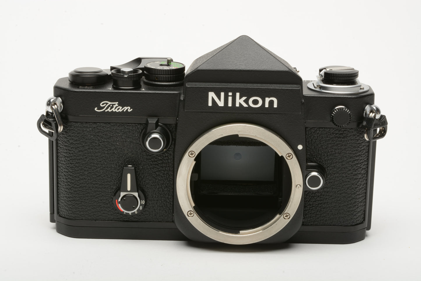 Nikon F2T Titan w/DE-1 type 4 prism, "J" screen, MINT condition, wow!!