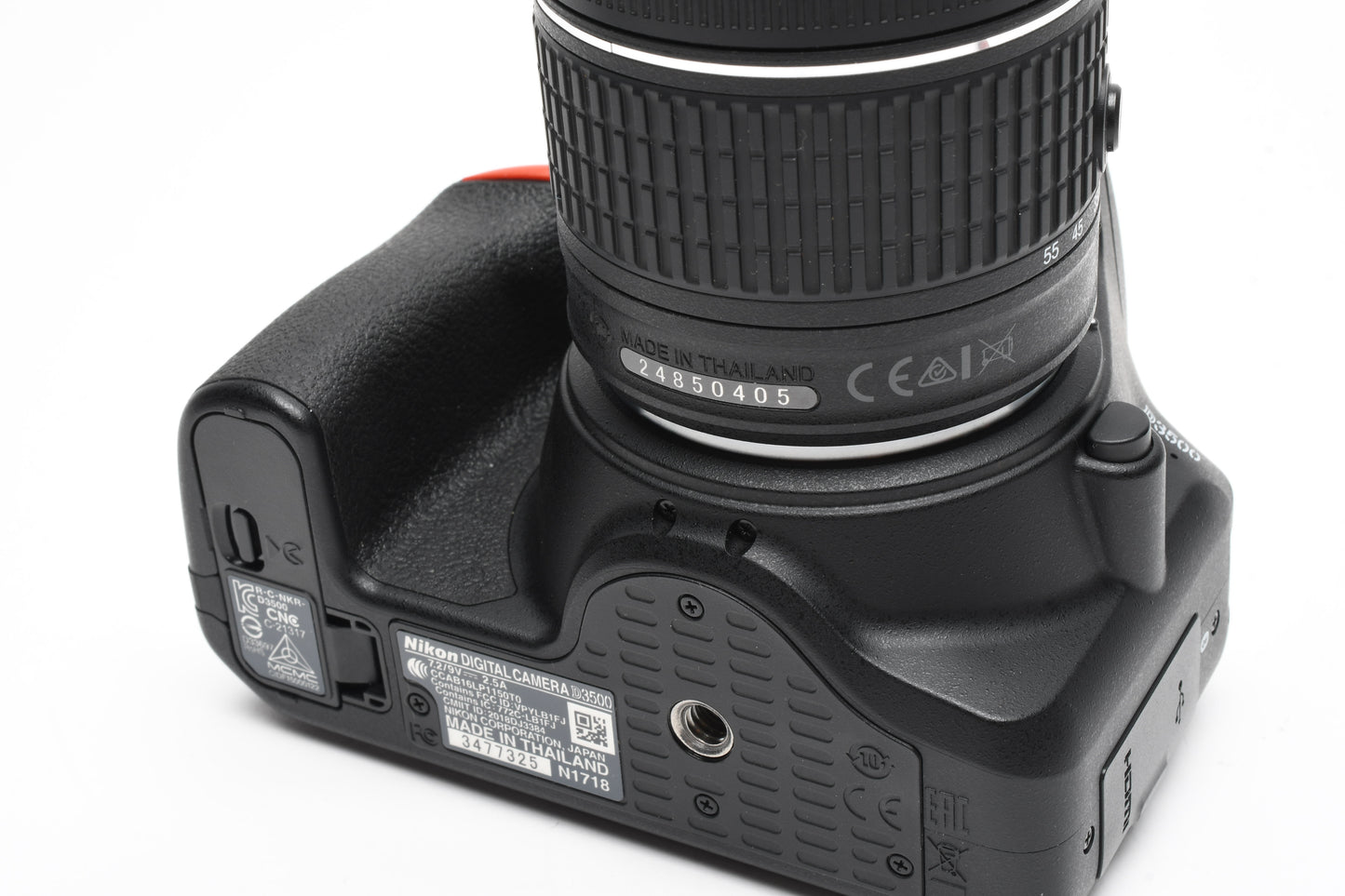 Nikon D3500 DSLR Camera w/AF-P 18-55mm f3.5-5.6 G VR zoom USA, only 1362 Acts!!