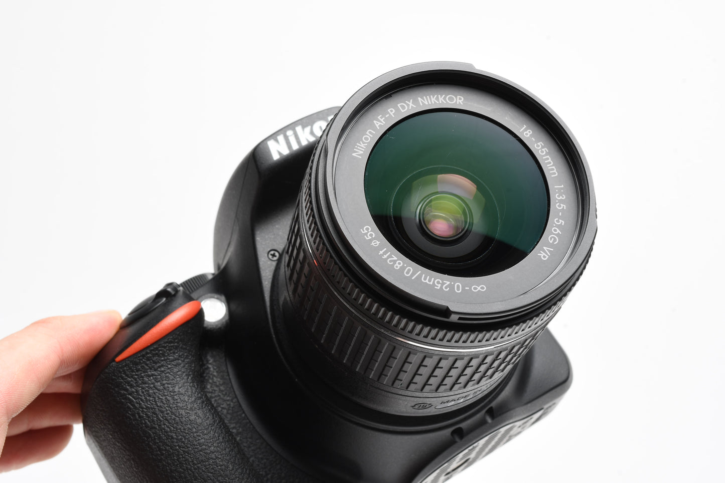 Nikon D3500 DSLR Camera w/AF-P 18-55mm f3.5-5.6 G VR zoom USA, only 1362 Acts!!