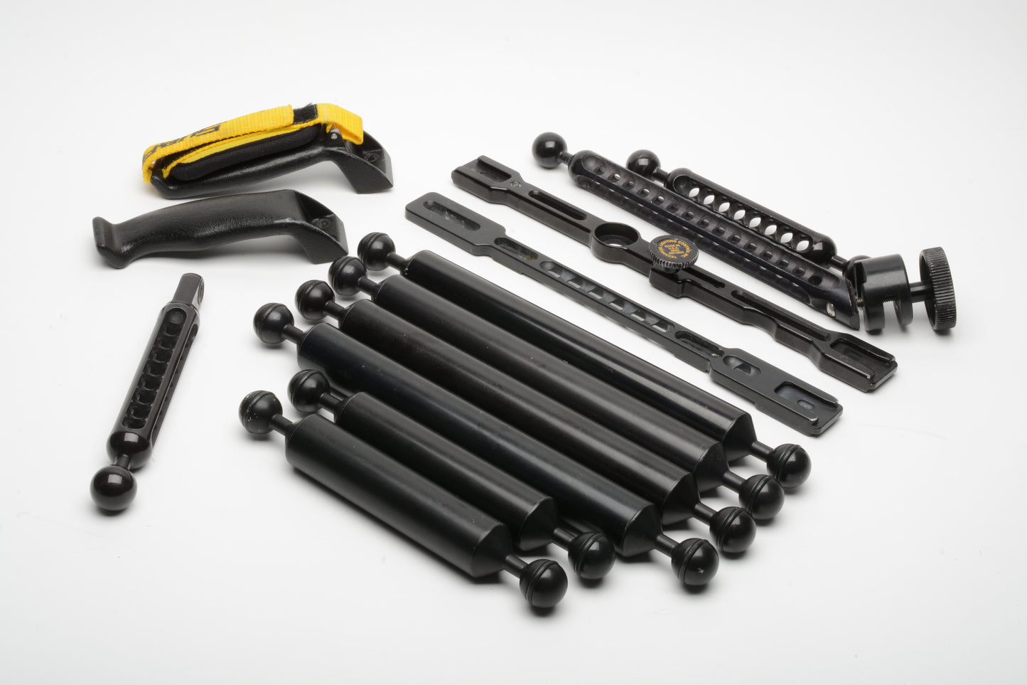 3X Sea & Sea YS-120 Duo Underwater strobes w/All brackets as pictured