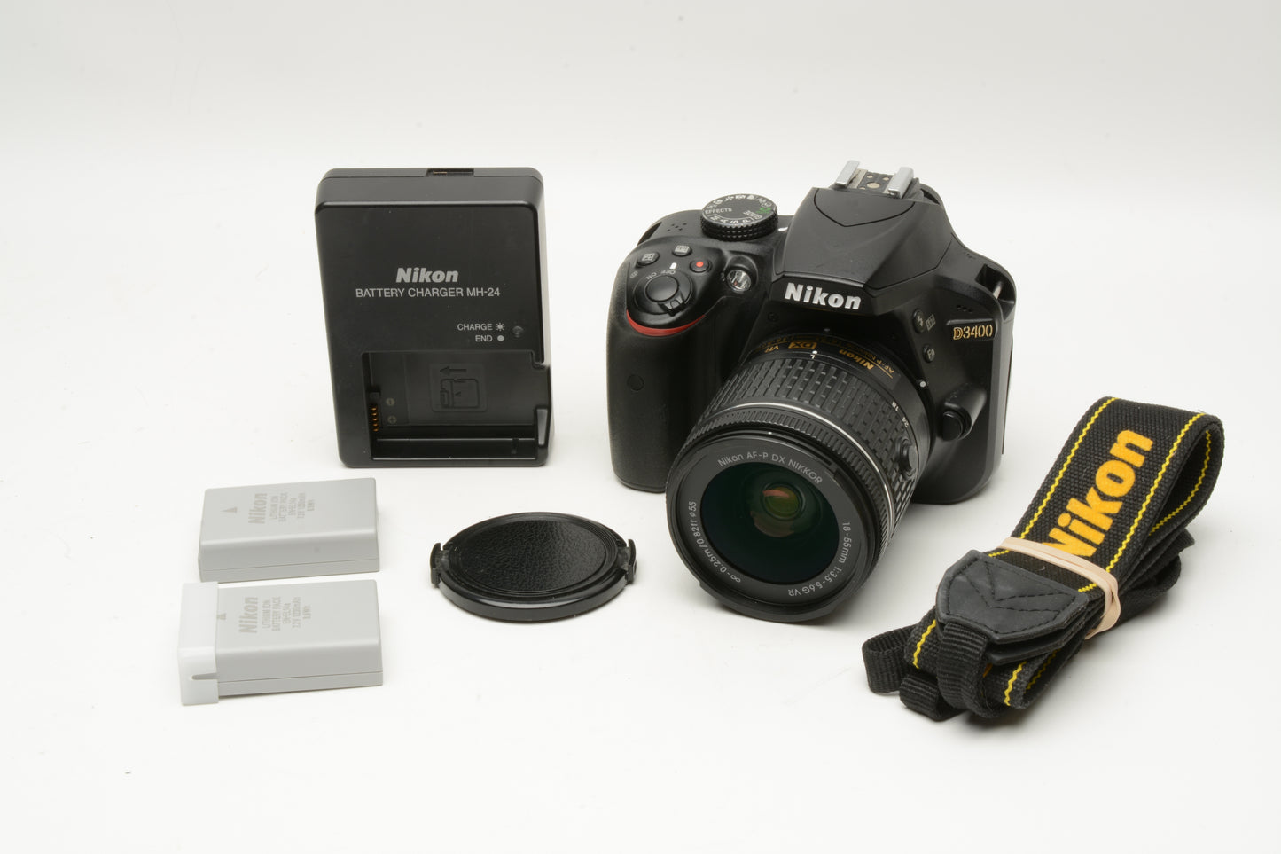 Nikon D3400 DSLR w/18-55mm f3.5-5.6G VR, Only 5383 Acts! Nice