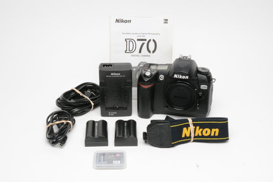 Nikon D70 DSLR body w/2batts, charger, strap, 1GB CF, manual, only 1570 Acts!