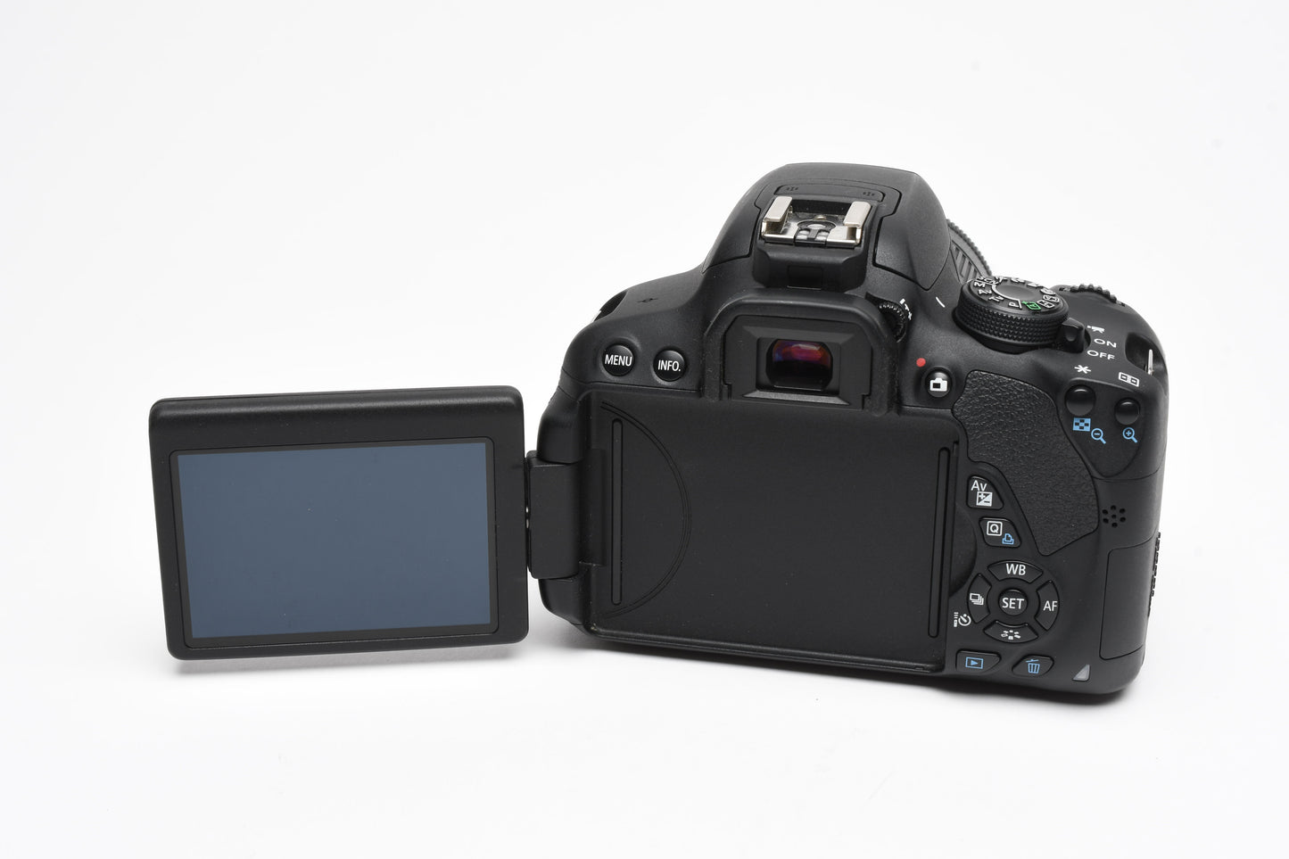 Canon EOS Rebel T5i DSLR w/18-55mm f3.5-5.6 STM zoom, Only 2180 Acts
