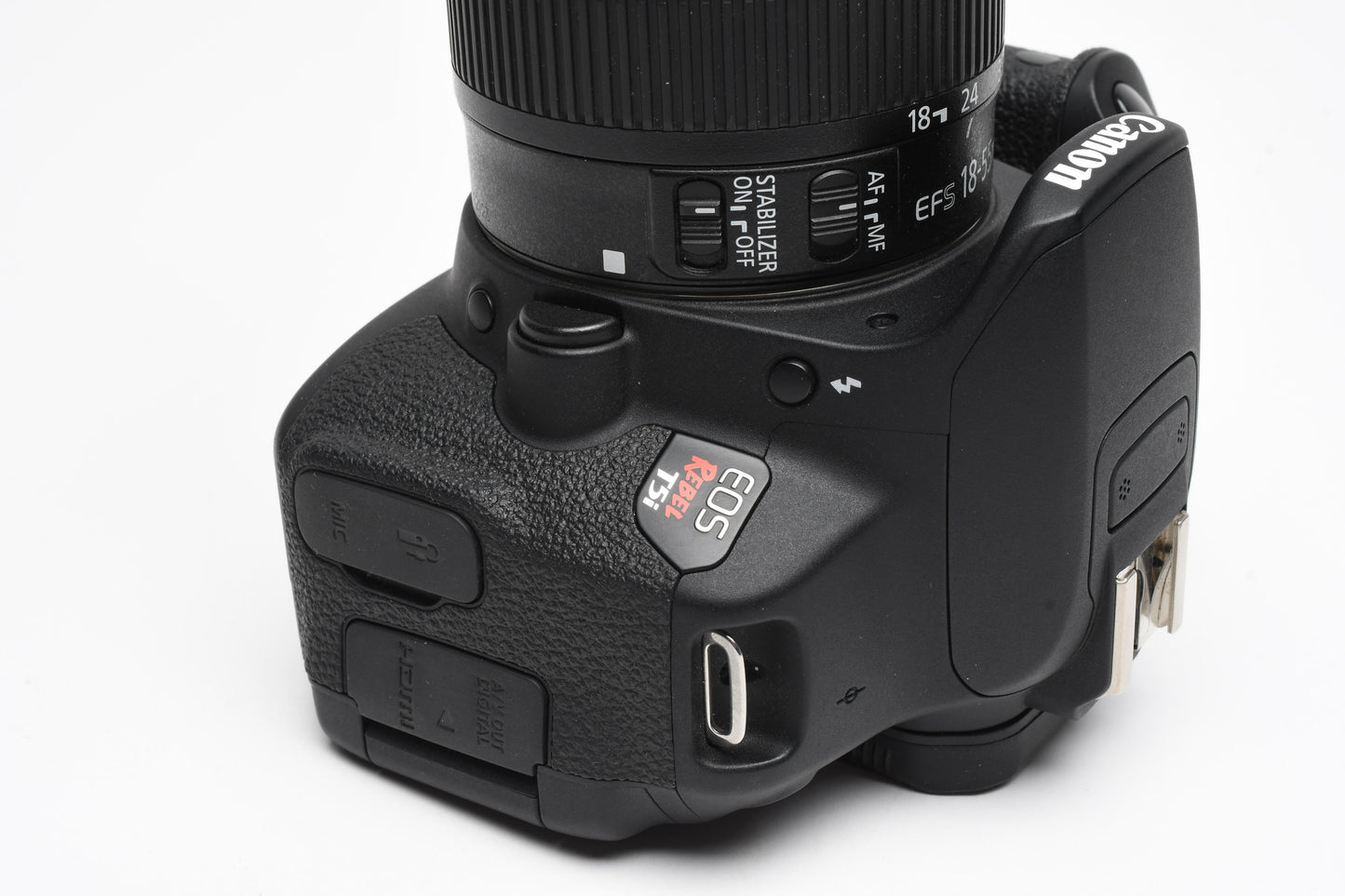 Canon EOS Rebel T5i DSLR w/18-55mm f3.5-5.6 STM zoom, Only 2180 Acts