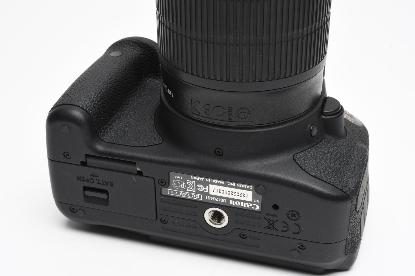 Canon EOS Rebel T5i DSLR w/18-55mm f3.5-5.6 STM zoom, Only 2180 Acts