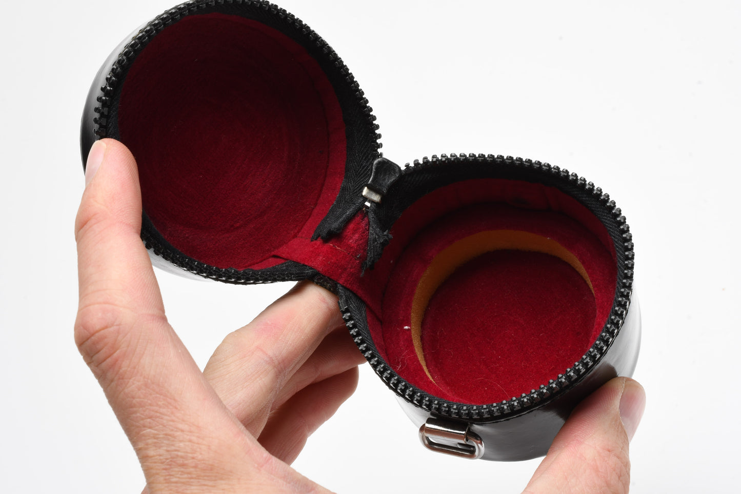 Minolta Leatherette Lens case for Minolta MD 35, 50 and 55mm lenses
