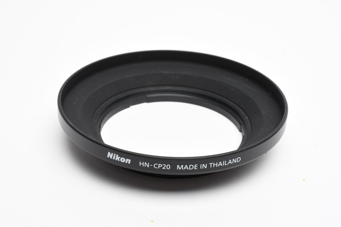 Nikon HN-CP20 genuine Lens hood, Nice and clean