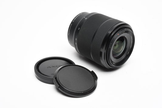 Sony FE 28-70mm f3.5-5.6 OSS zoom lens SEL2870, caps, Great