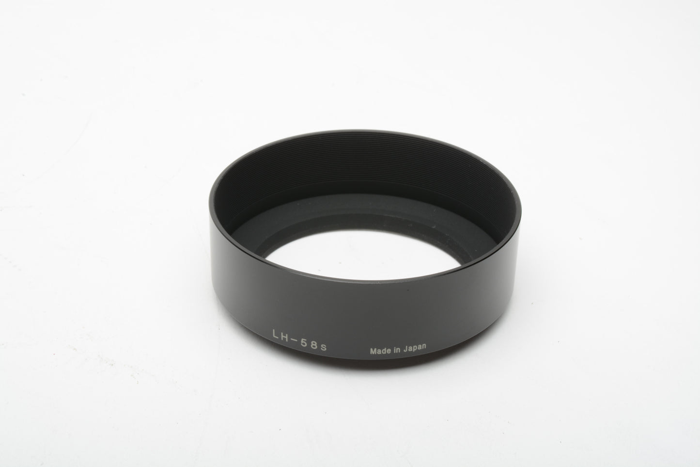 Voigtlander LH-58S Lens Hood for Nokton 58mm f1.4 lens, New Boxed