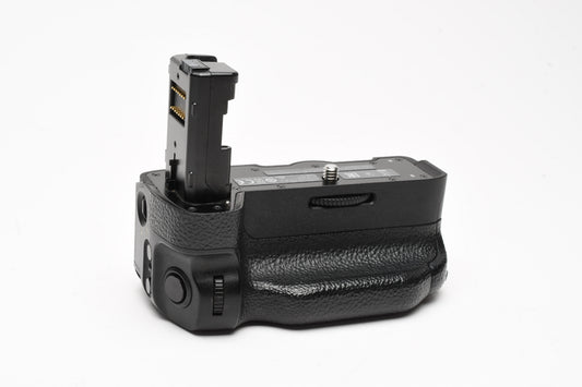 Sony VG-C2EM Vertical battery grip for Sony A7II / A7RII / A7SII, Tested