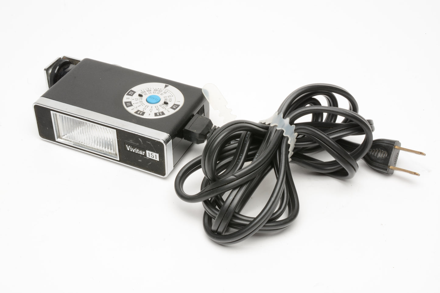 Vivitar 151 AC or battery powered electronic flash in case