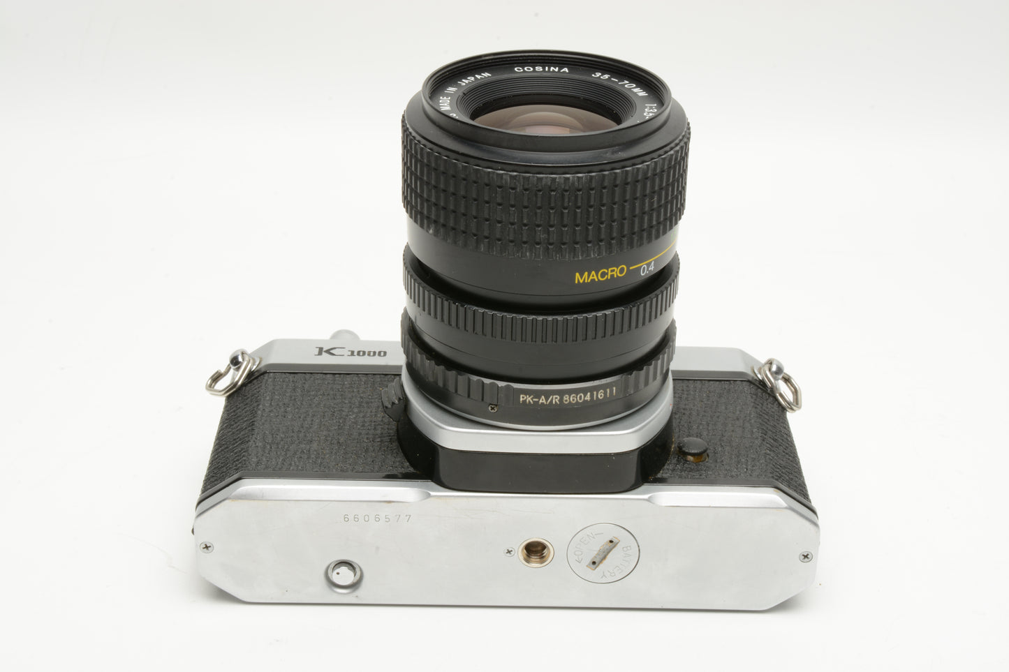 Pentax K1000 35mm SLR w/35-70mm zoom lens, New seals, strap, Great!