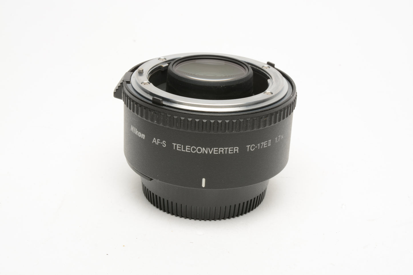 Nikon AF-S TC-17EII Teleconverter w/ rear cap, very clean