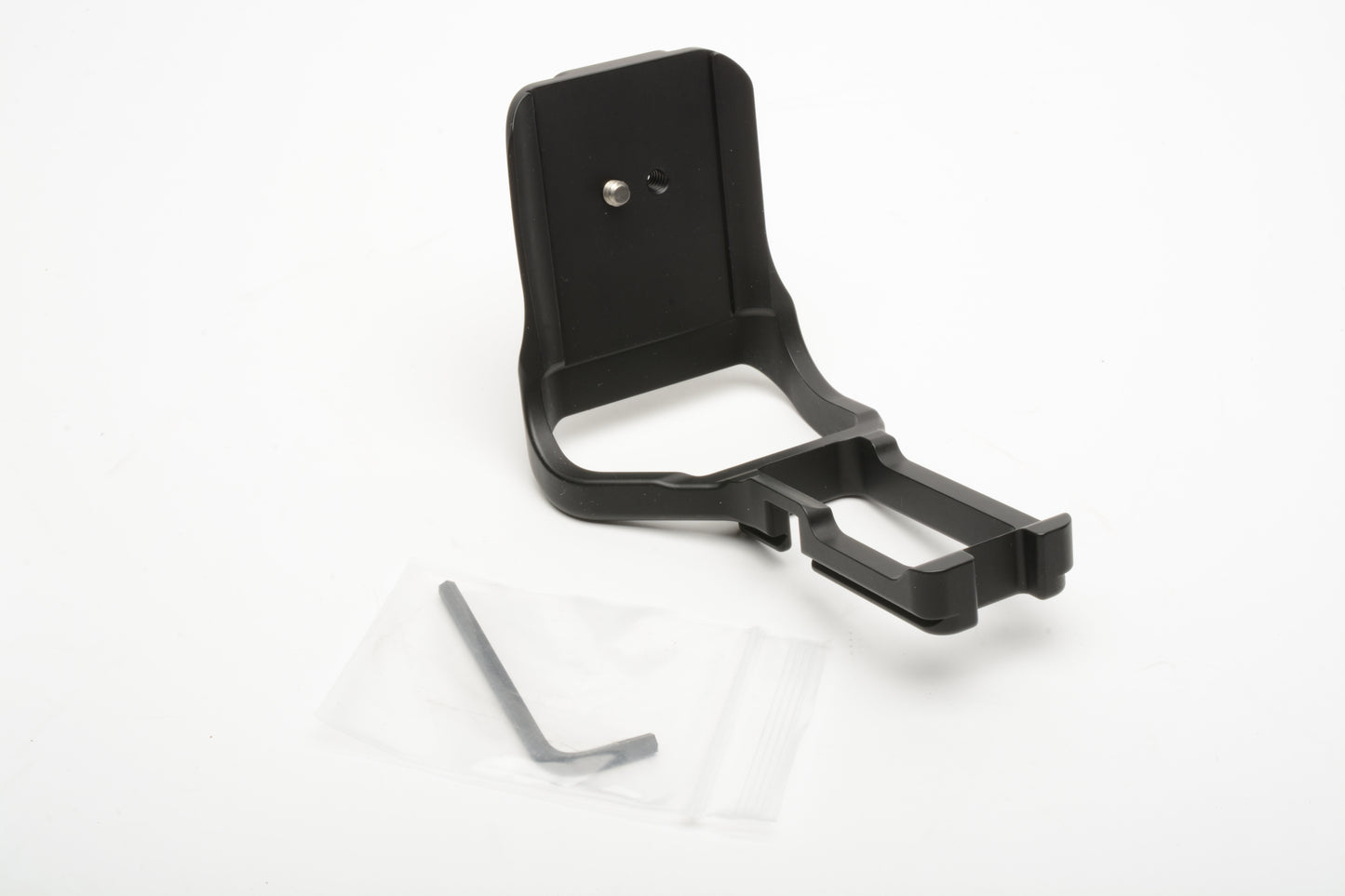 Really Right Stuff RRS BGE11-L L-Bracket for Canon EOS 5D MKIII w/BG-E11 Grip