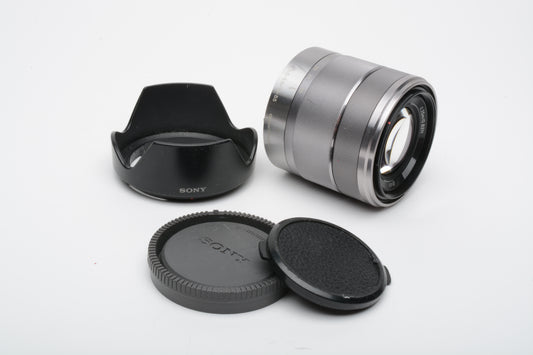 Sony 18-55mm f3.5-5.6 zoom lens SEL1855 w/caps, hood, nice