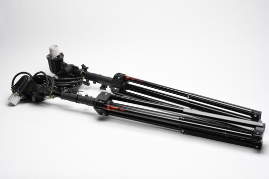 2X Westcott Photobasics #750 6.5' light stands w/Ceramic bulb heads